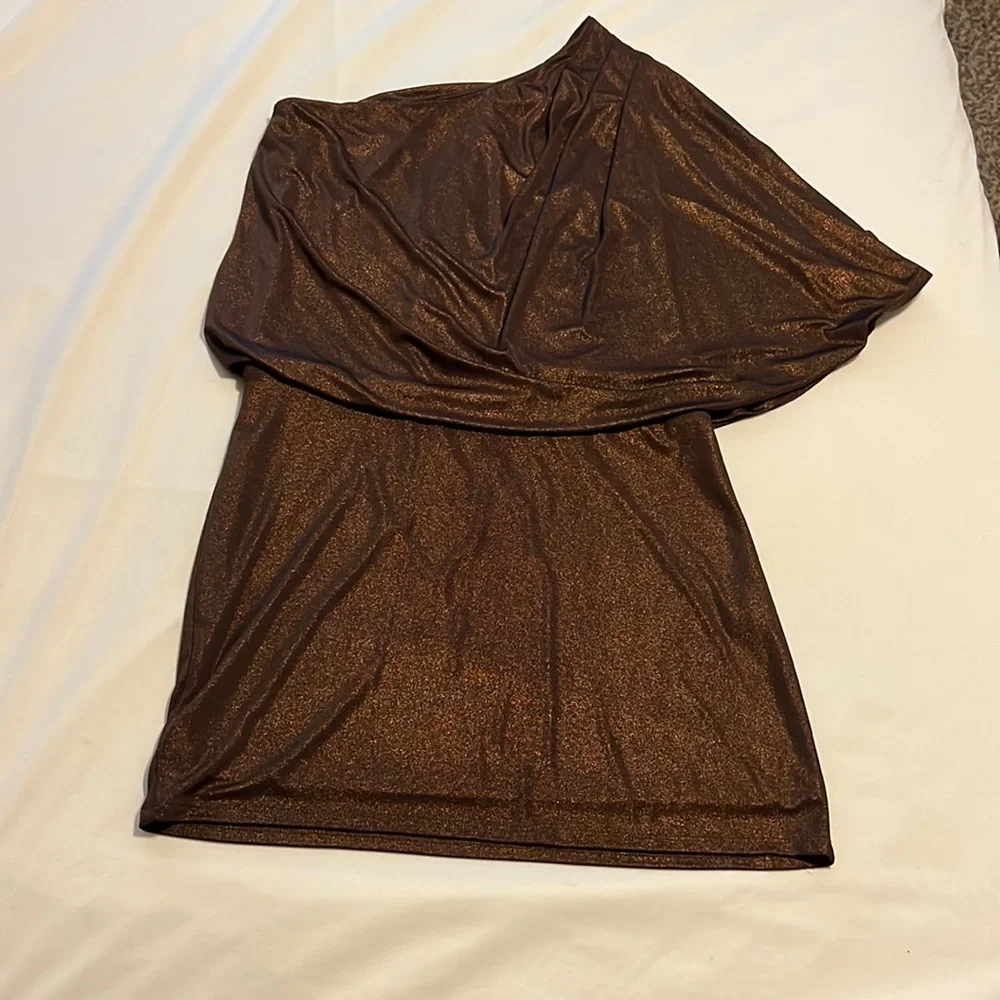 Dress - Picture 2 of 3